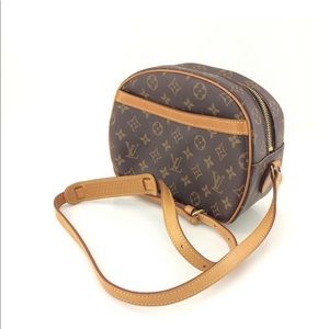 Louis Vuitton Blois monogram cross body bag